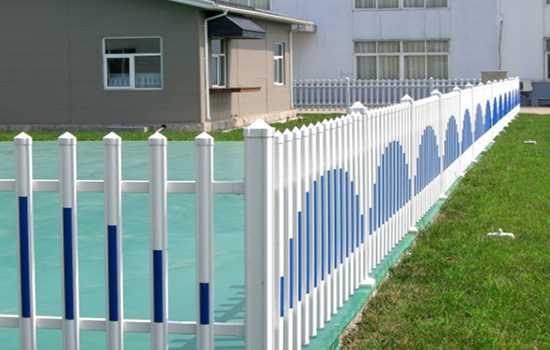 塑鋼<a href=http://m.adack.net target=_blank class=infotextkey>護(hù)欄</a>