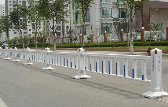 塑鋼道路<a href=http://m.adack.net target=_blank class=infotextkey>護(hù)欄</a>