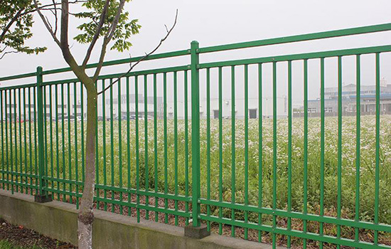 鍍鋅<a href=http://m.adack.net target=_blank class=infotextkey>護欄</a>