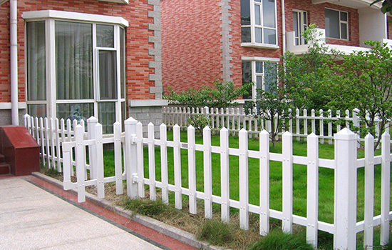 花園<a href=http://m.adack.net target=_blank class=infotextkey>圍欄</a>