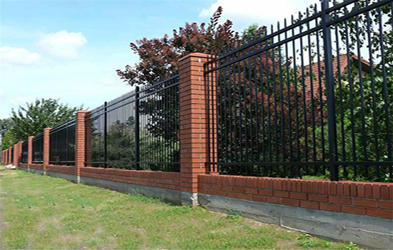院墻<a href=http://m.adack.net target=_blank class=infotextkey>護欄</a>