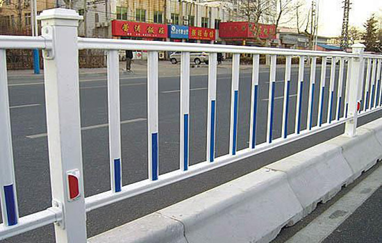 交通安全<a href=http://m.adack.net target=_blank class=infotextkey>護(hù)欄</a>